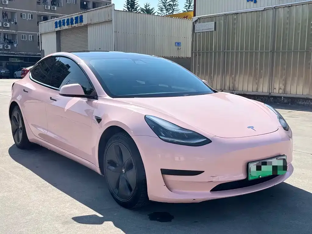 Tesla Model 3 — фото 3