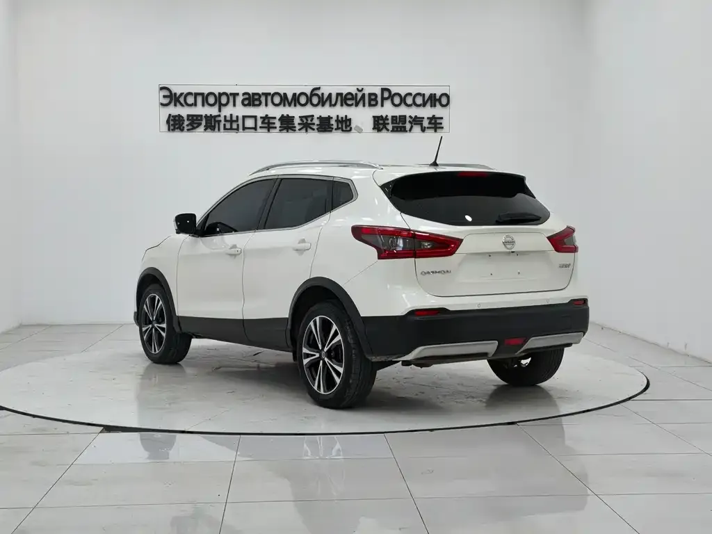 Nissan Qashqai — фото 4