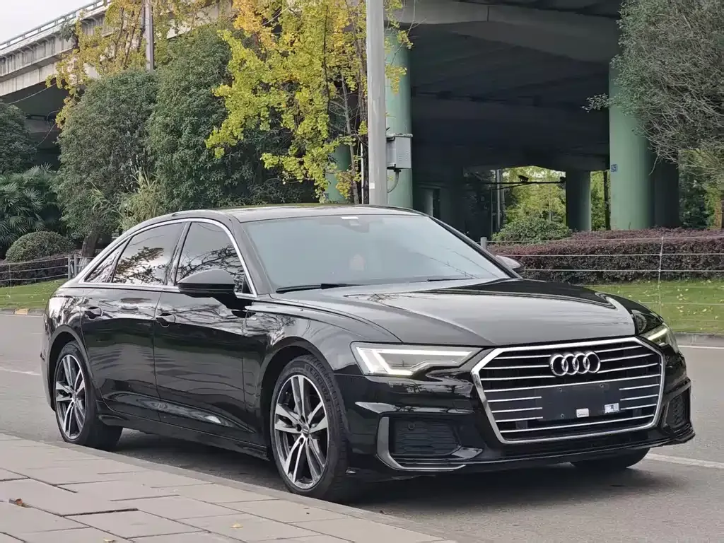 Audi A6L — фото 2