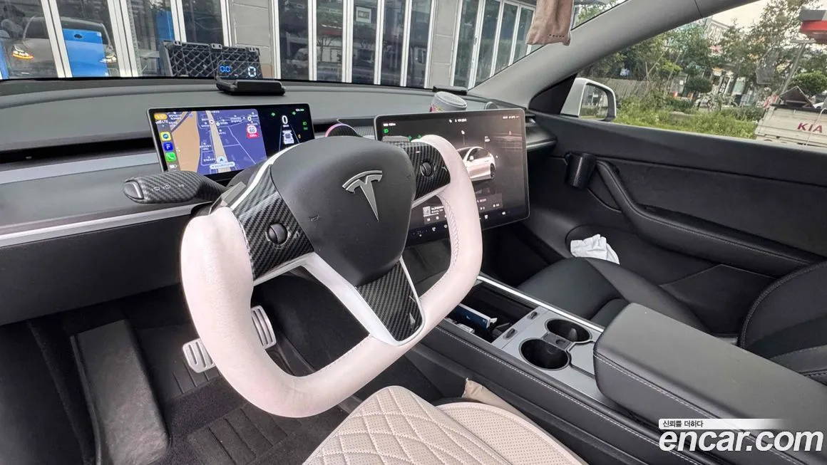 Tesla Model Y — фото 9