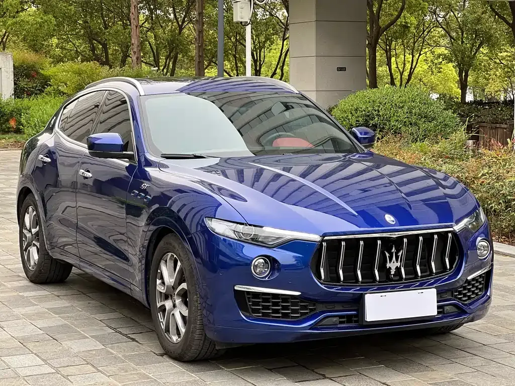 Maserati Levante — фото 3