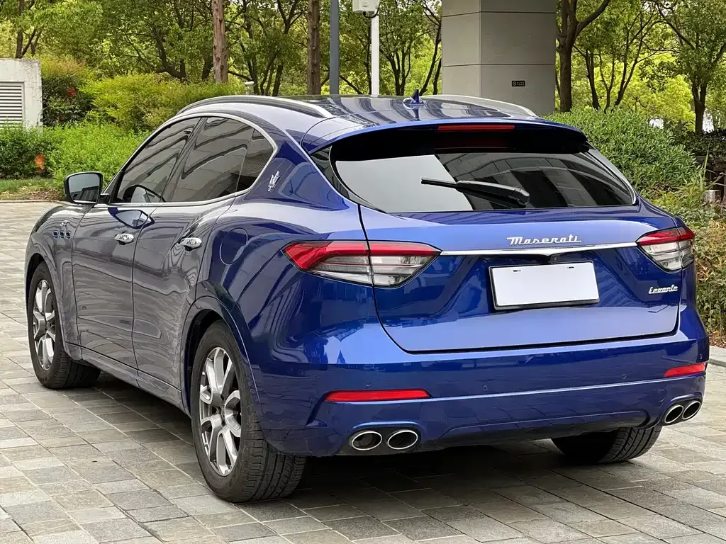 Maserati Levante — фото 4