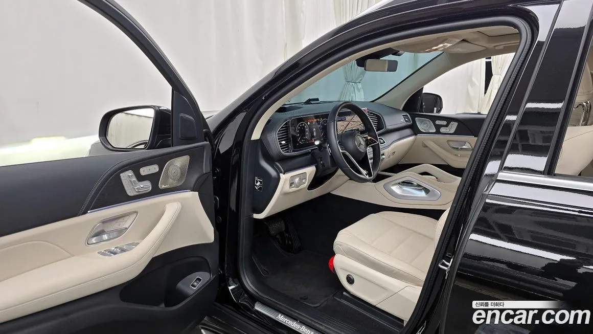 Mercedes-Benz GLE-Class — фото 10