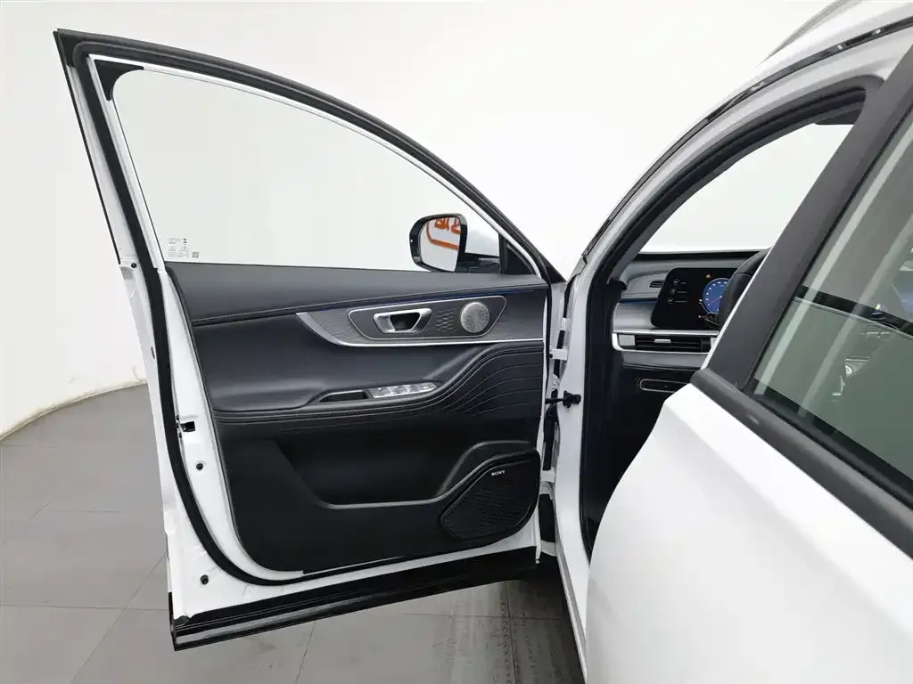 Chery Tiggo 8 PRO — фото 8