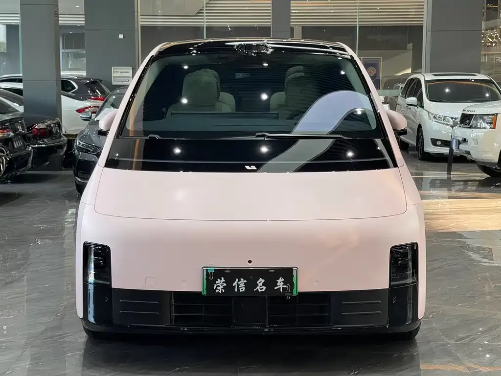 Li Auto MEGA — фото 2