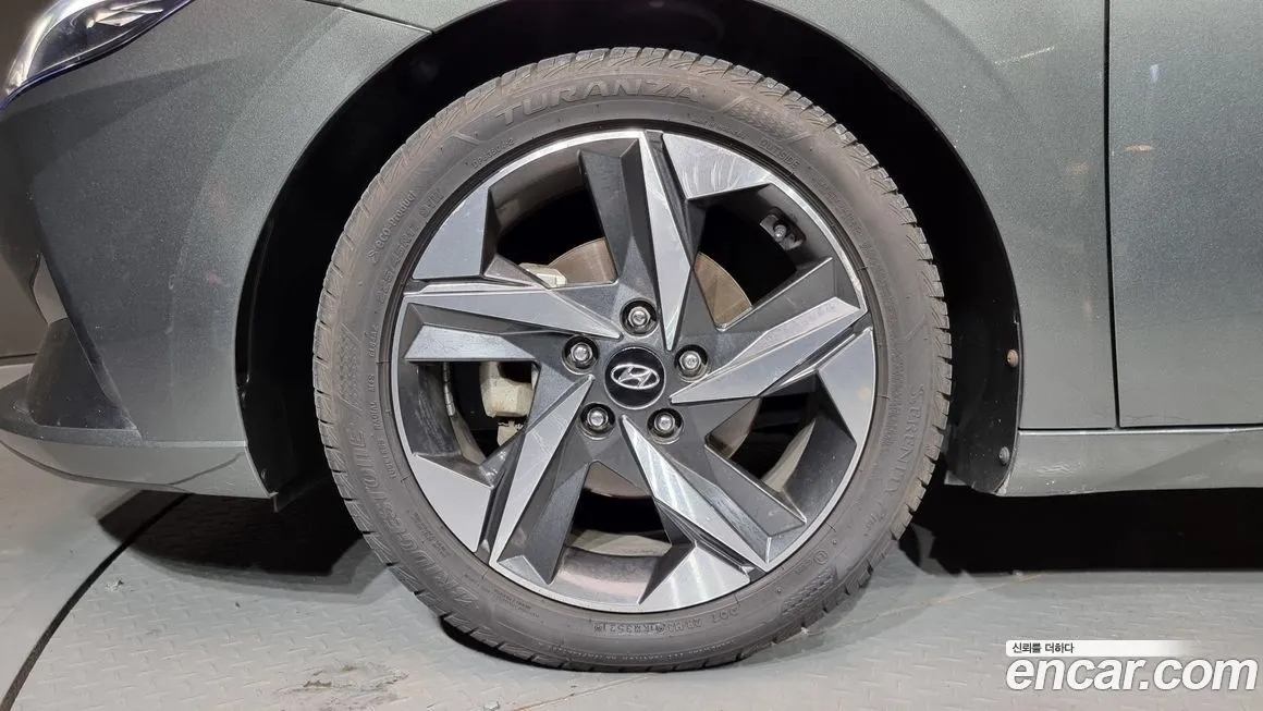 Hyundai AVANTE — фото 5