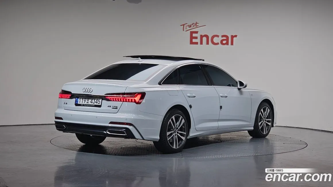 Audi A6 — фото 2