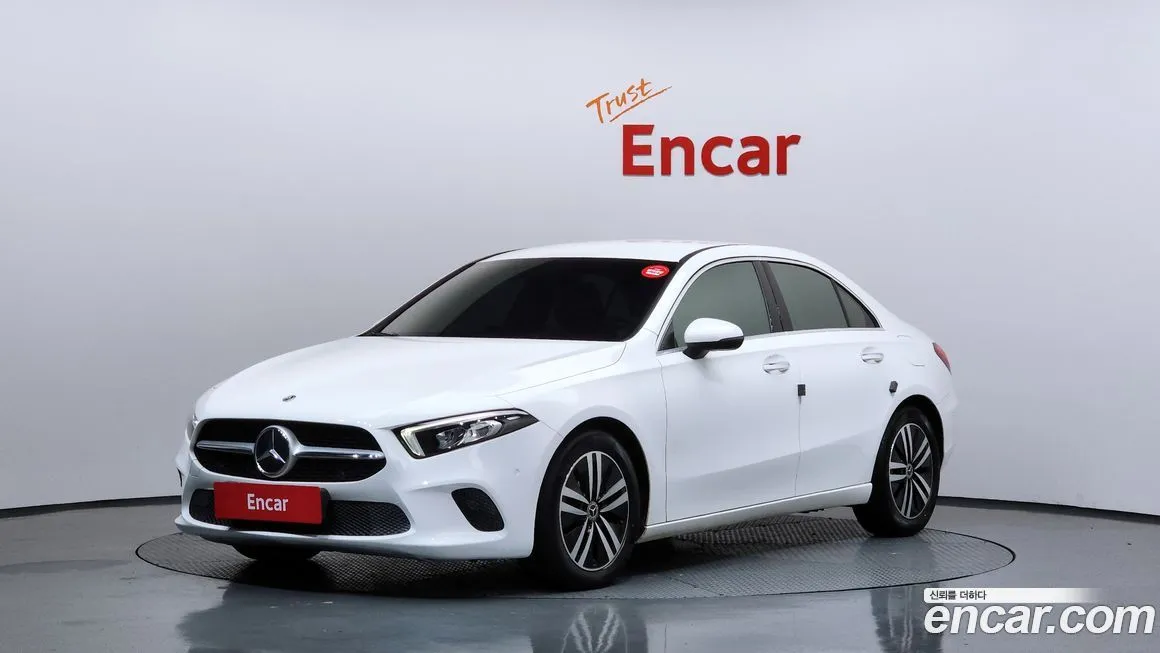 Mercedes-Benz A-Class — фото 1