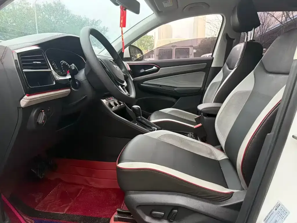 Jetta VS7 — фото 7