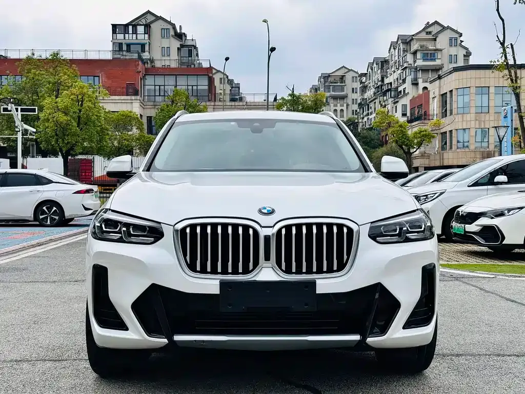 BMW X3 — фото 2