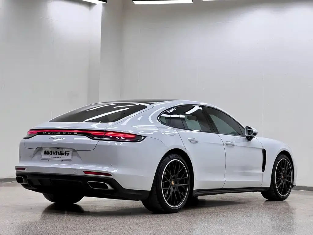 Porsche Panamera — фото 7