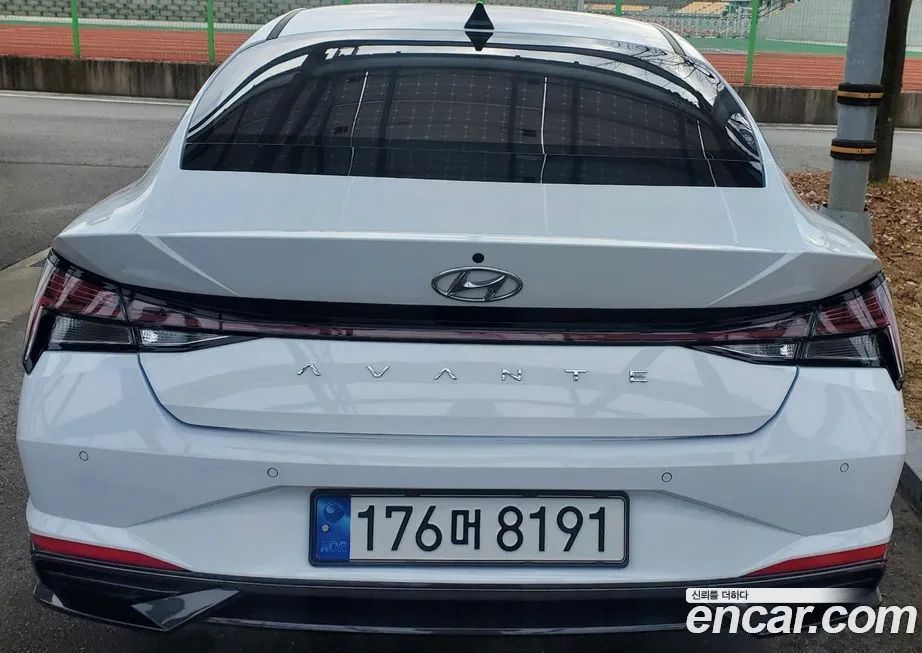 Hyundai AVANTE — фото 2