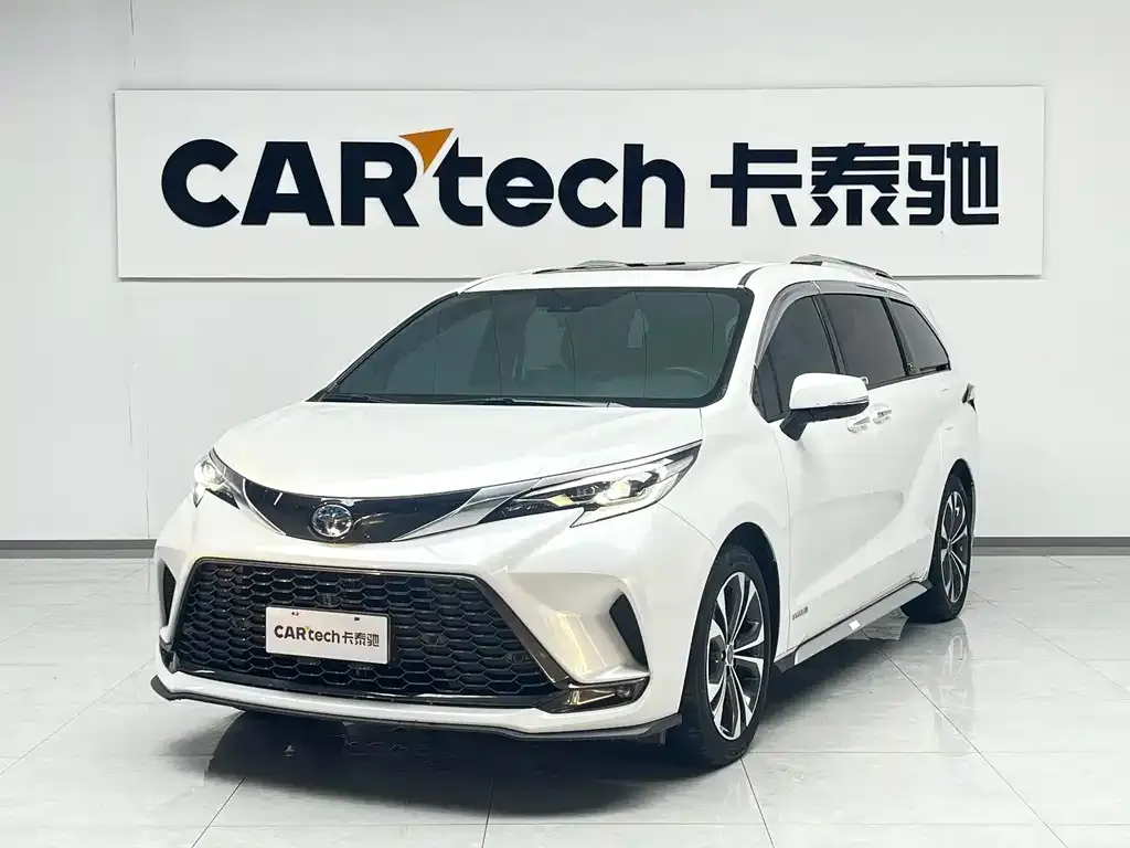 Toyota Granvia — фото 1