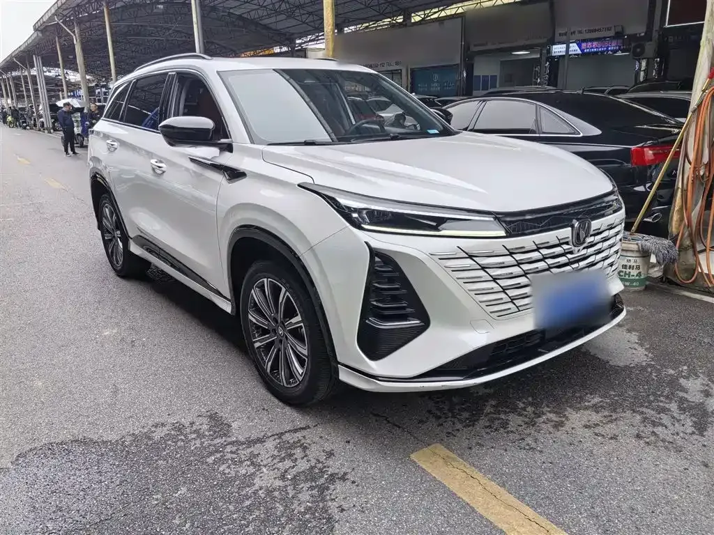 Changan CS75PLUS — фото 10