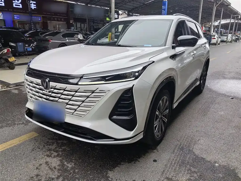 Changan CS75PLUS — фото 3