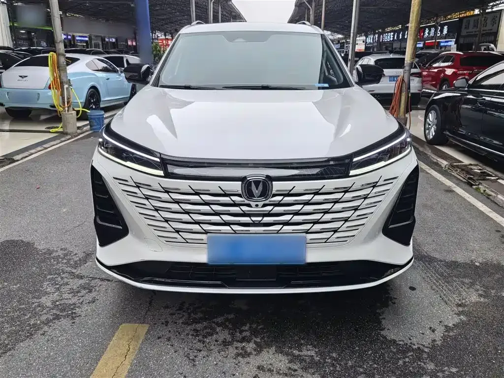 Changan CS75PLUS — фото 9