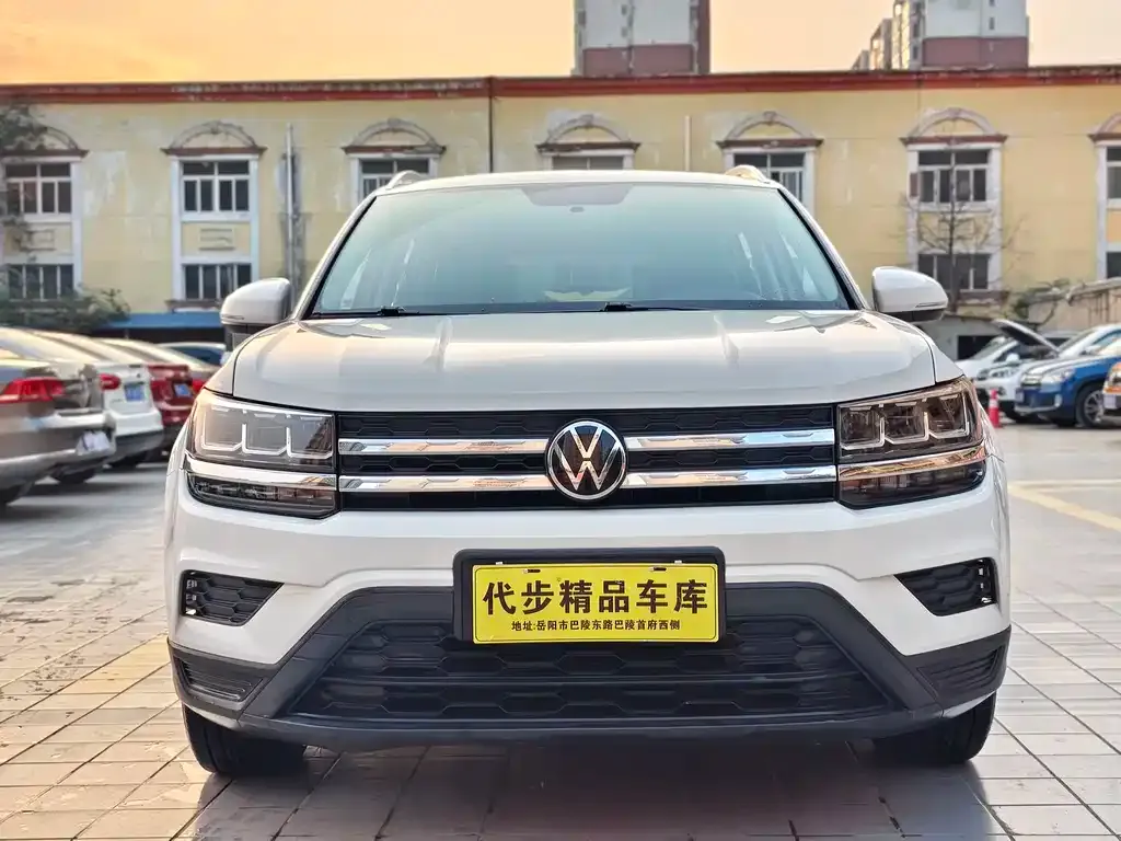 Volkswagen Tharu — фото 2
