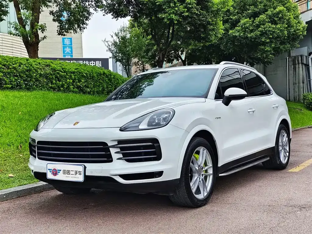 Porsche Cayenne Hybrid — фото 1