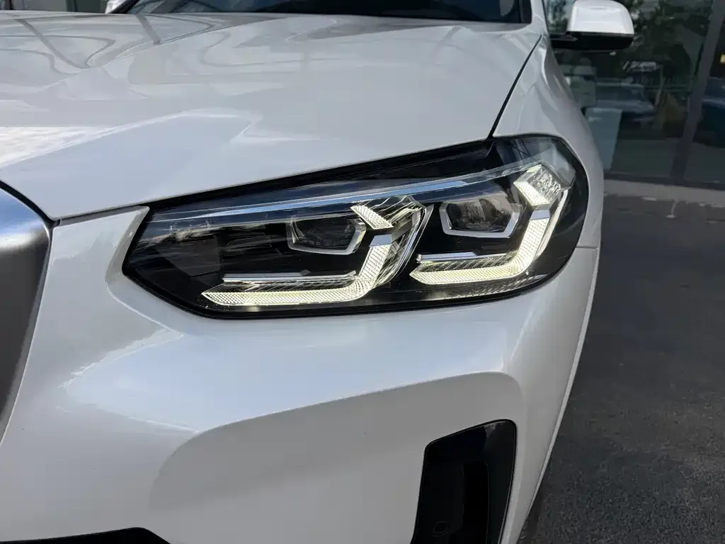 BMW X3 — фото 9