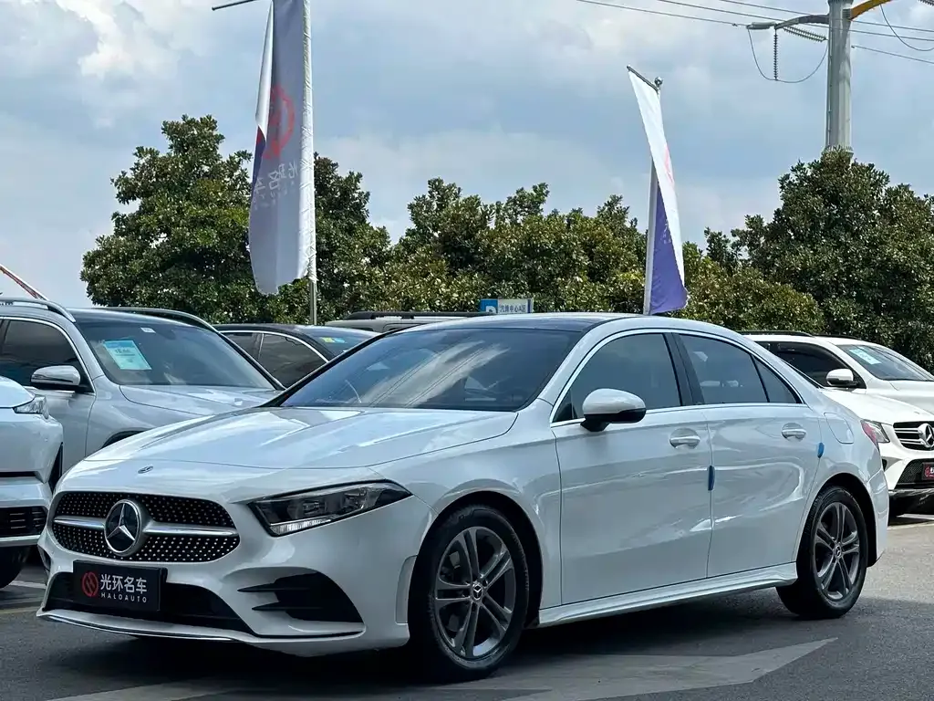 Mercedes-Benz A-Class — фото 1