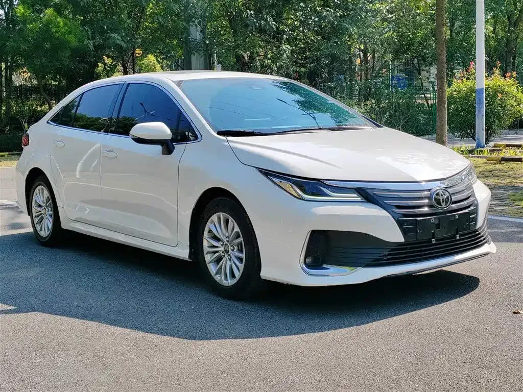 Toyota Allion — фото 3