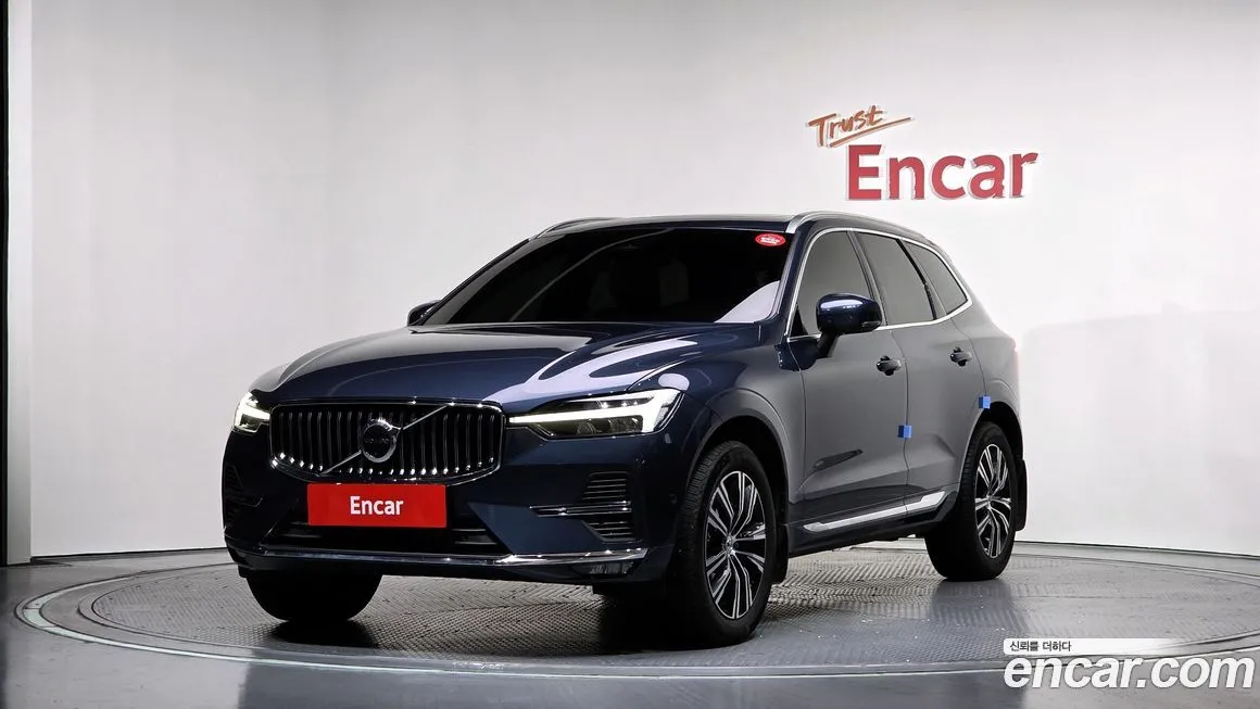 Volvo XC60 — фото 1