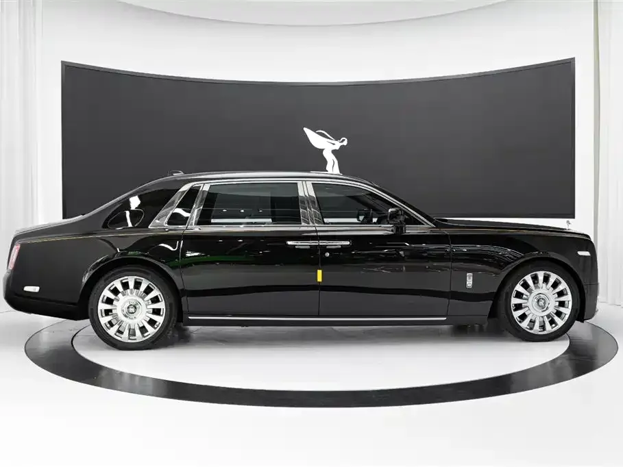 Rolls-Royce Phantom — фото 8