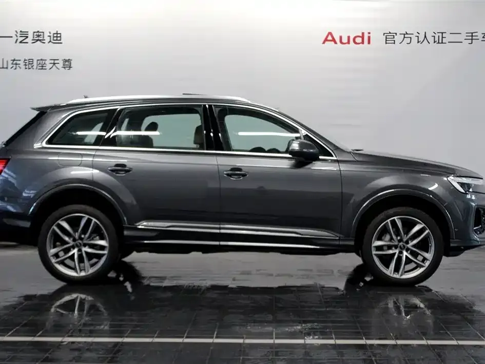 Audi Q7 — фото 3