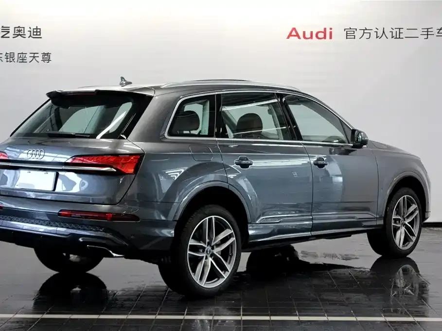 Audi Q7 — фото 4