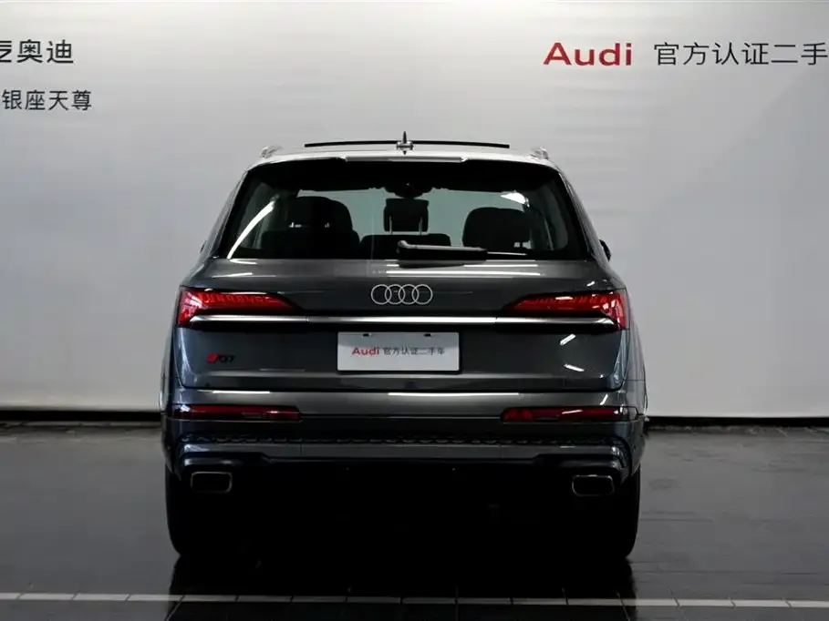 Audi Q7 — фото 5