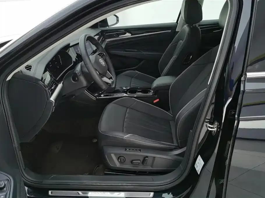 Volkswagen Passat — фото 9