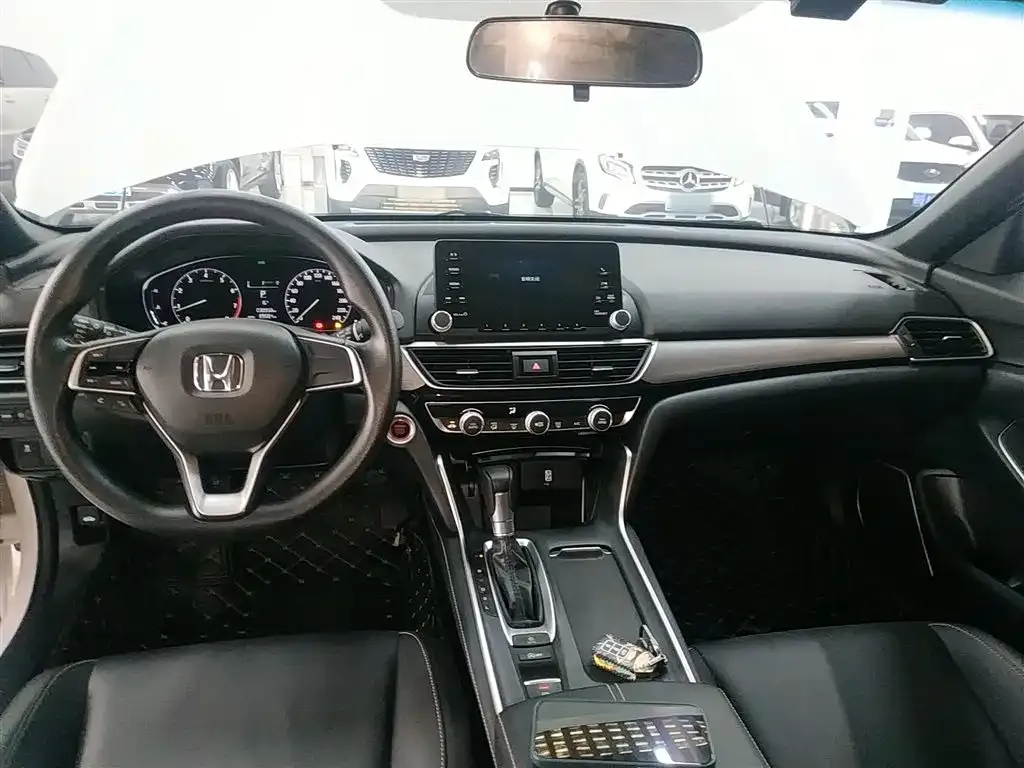 Honda Inspire — фото 10