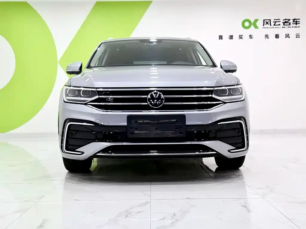 Volkswagen Tiguan L — фото 2