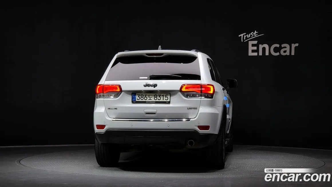 Jeep Cherokee — фото 4