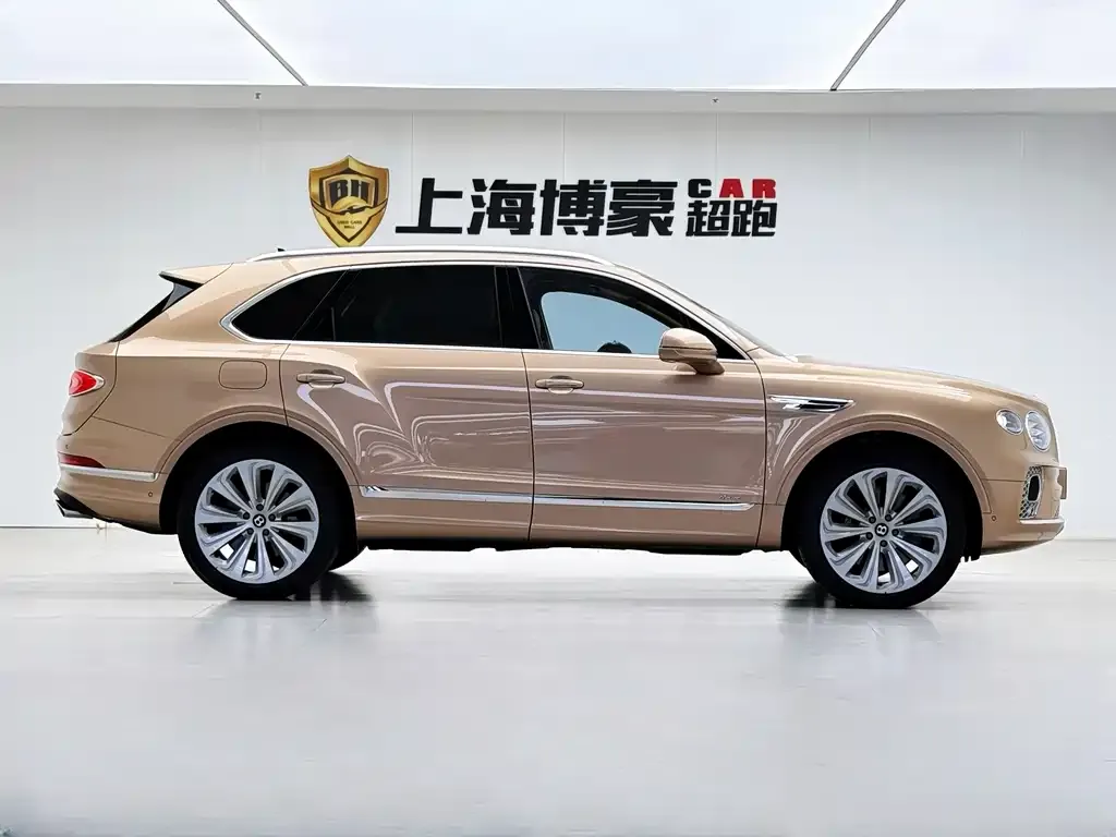 Bentley Bentayga — фото 7