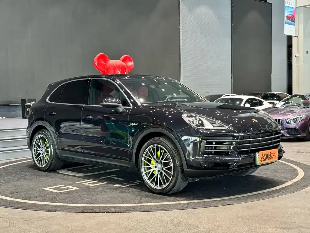 Porsche Cayenne Hybrid — фото 3