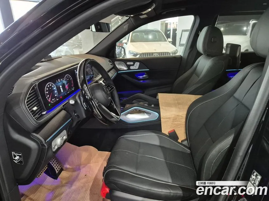 Mercedes-Benz GLS-Class — фото 10