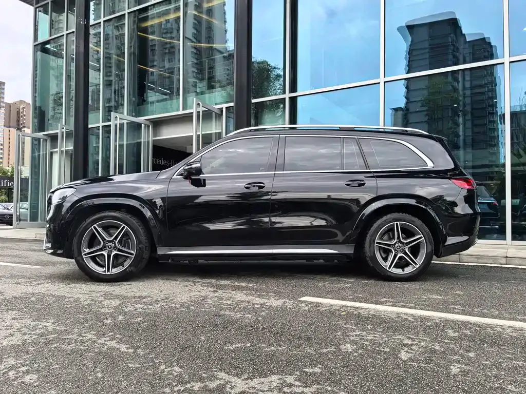 Mercedes-Benz GLS — фото 4