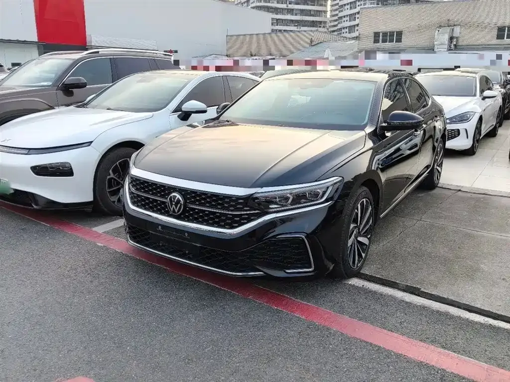 Volkswagen Passat — фото 2