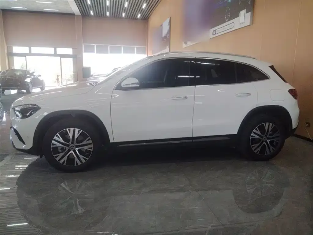 Mercedes-Benz GLA — фото 5