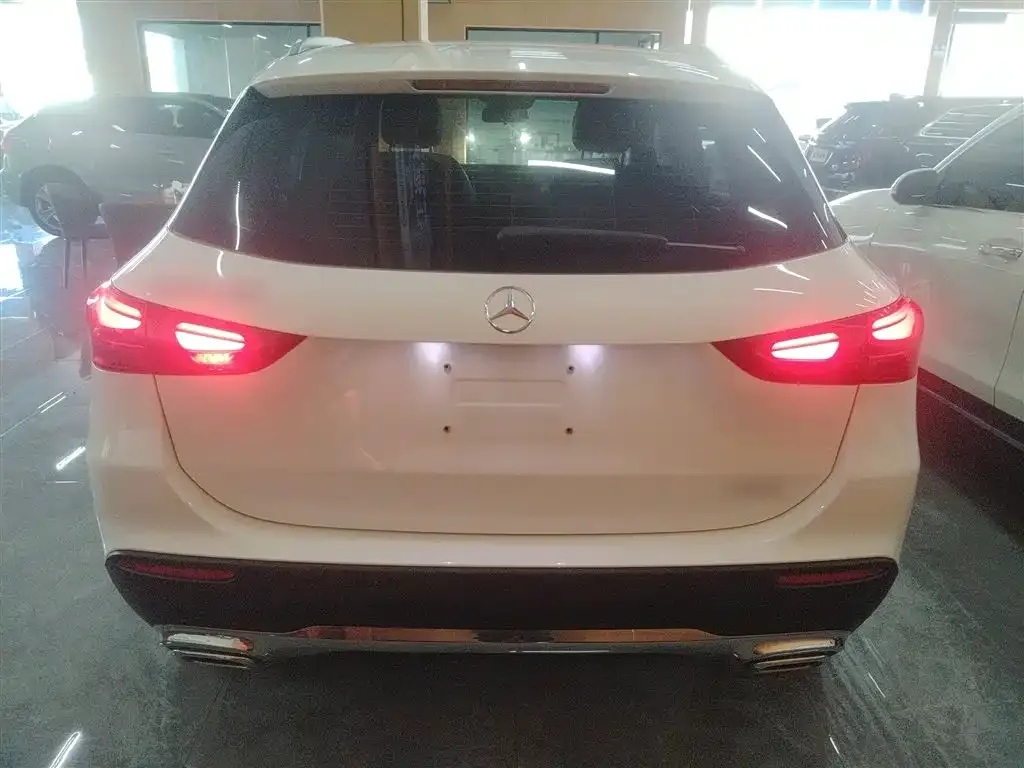 Mercedes-Benz GLA — фото 6