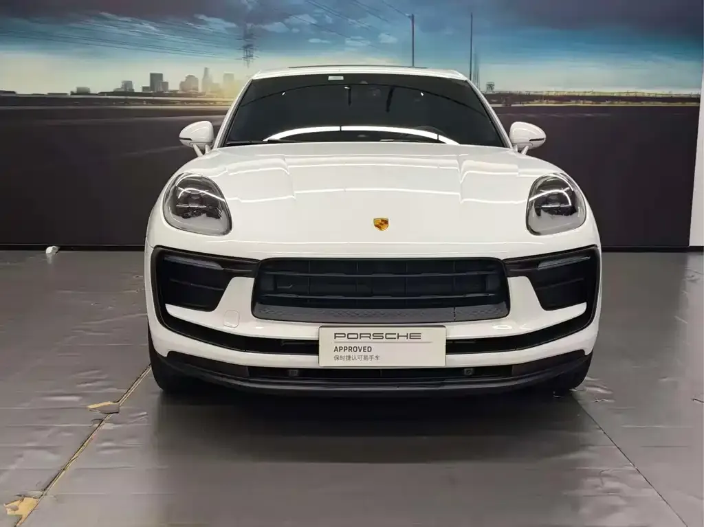 Porsche Macan — фото 1