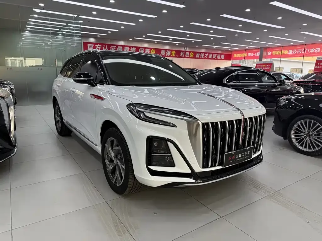 Hongqi HS3 PHEV — фото 3