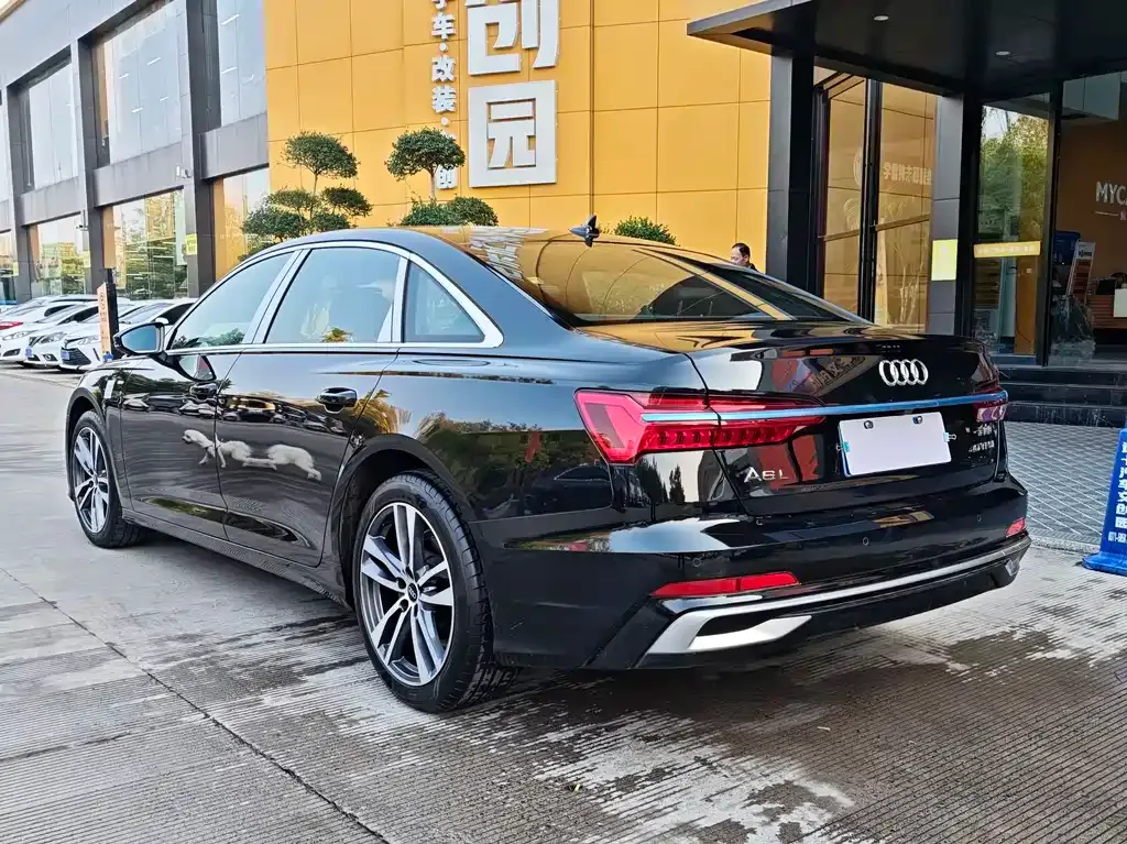 Audi A6L — фото 4