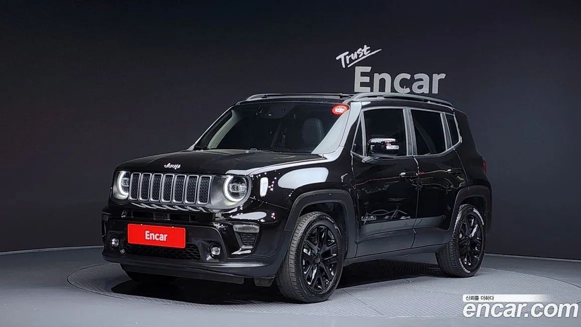 Jeep Renegade — фото 1