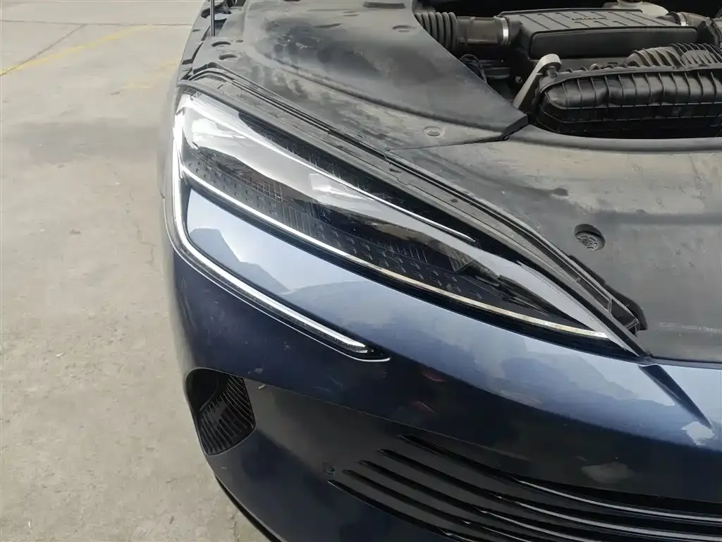 BYD Seal — фото 8