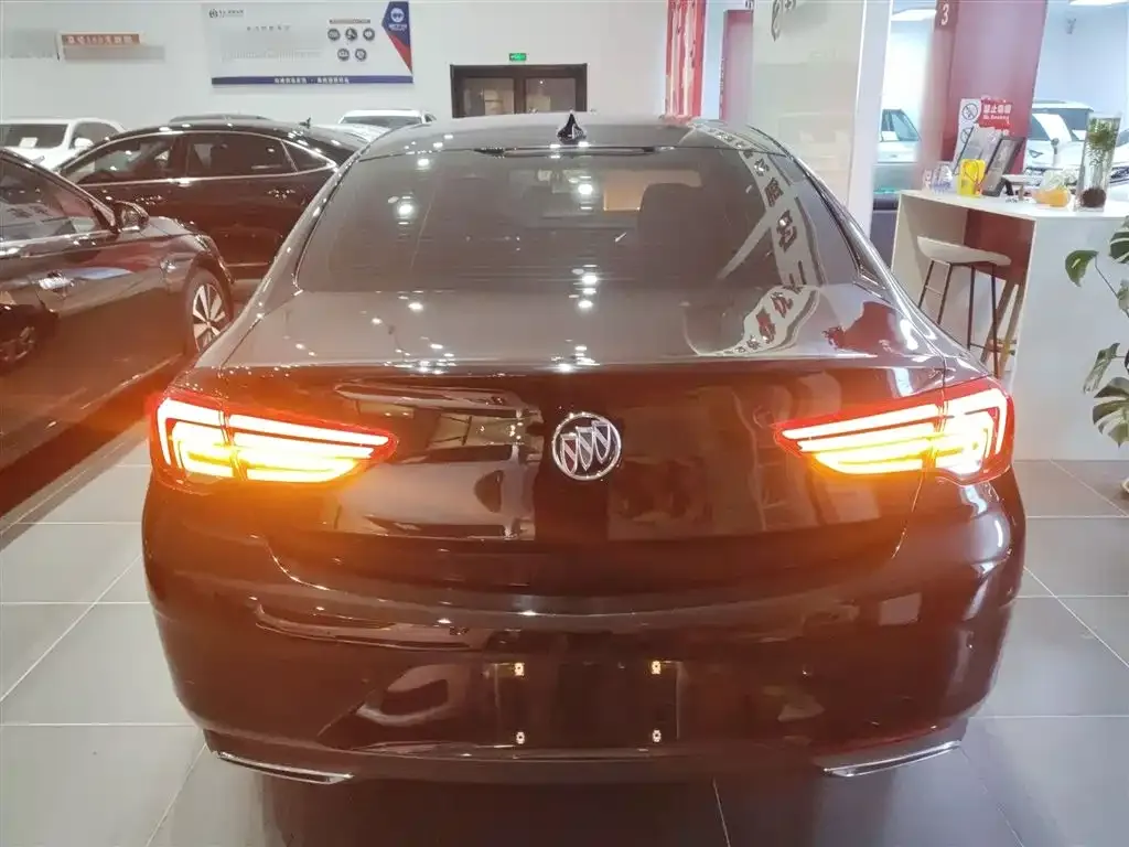 Buick Regal — фото 6