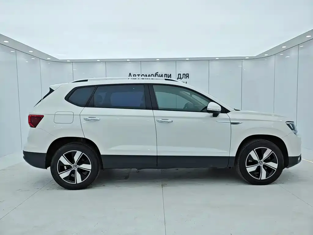 Volkswagen Tharu — фото 8