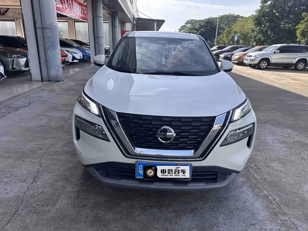 Nissan X-Trail — фото 2