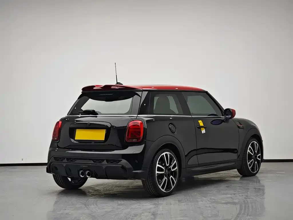 MINI JCW (John Cooper Works) — фото 6